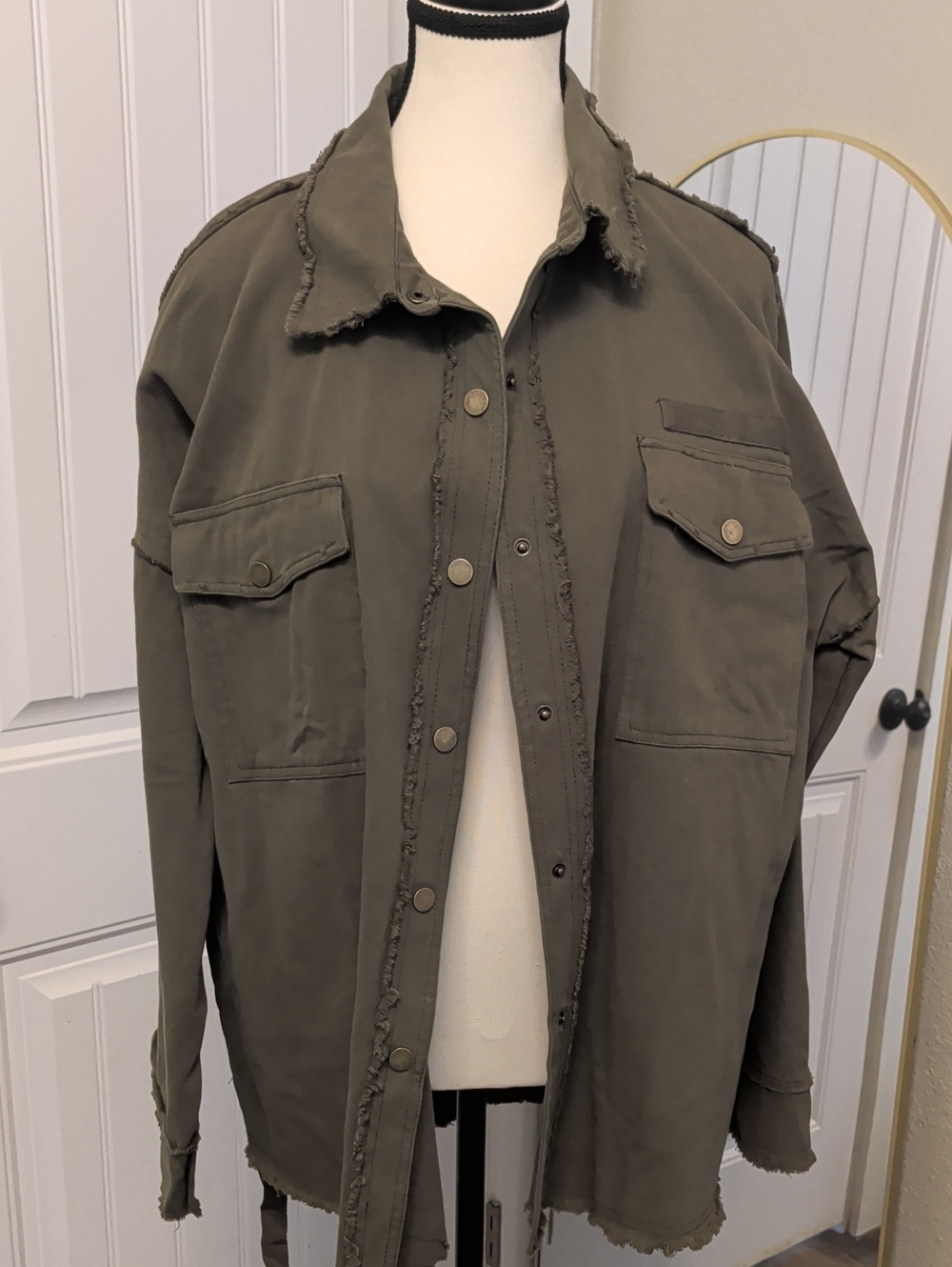 LA MIEL Olive Green Military-Style Jean Jacket with Frayed Trim